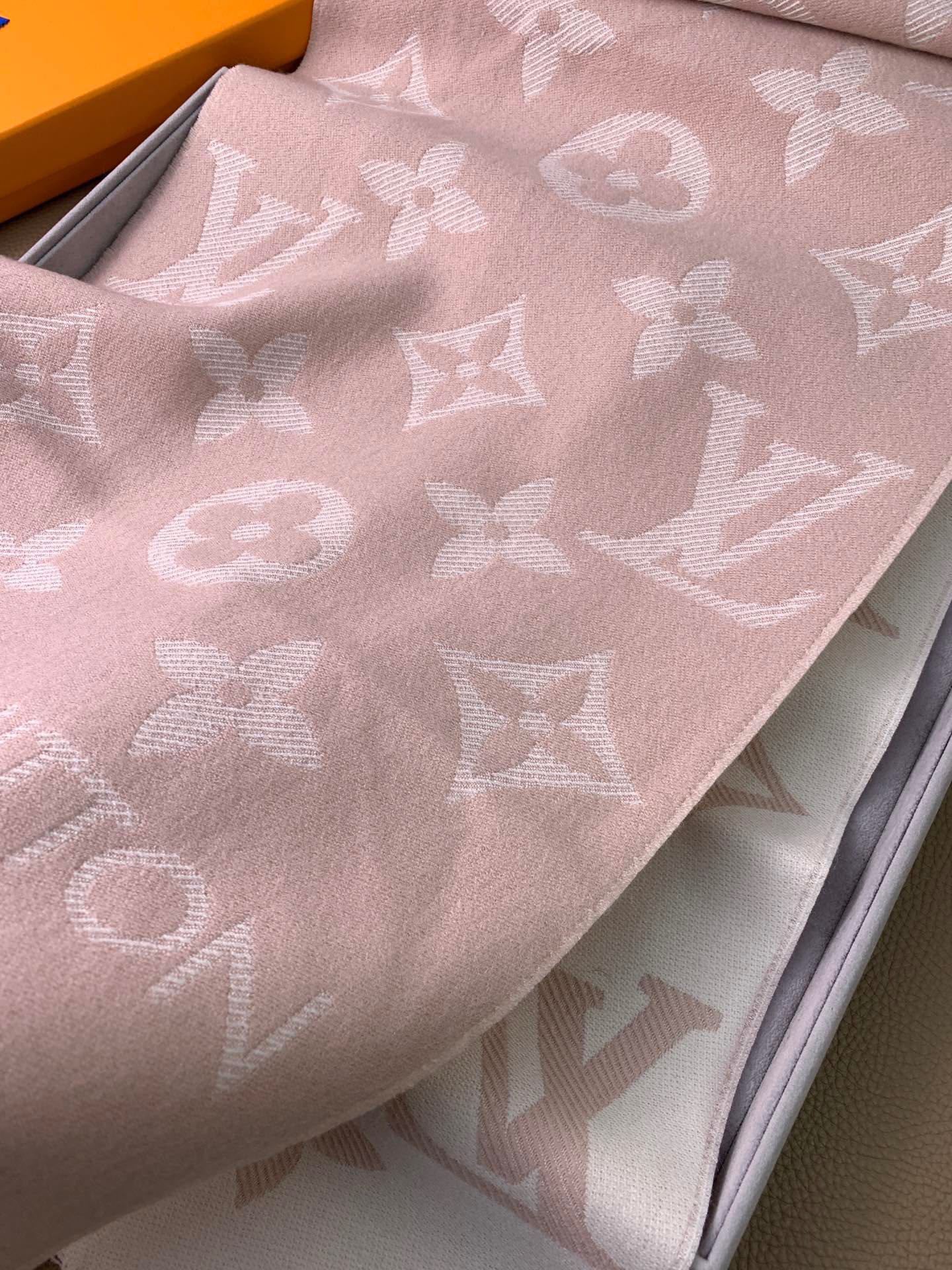 Louis Vuitton Scarf